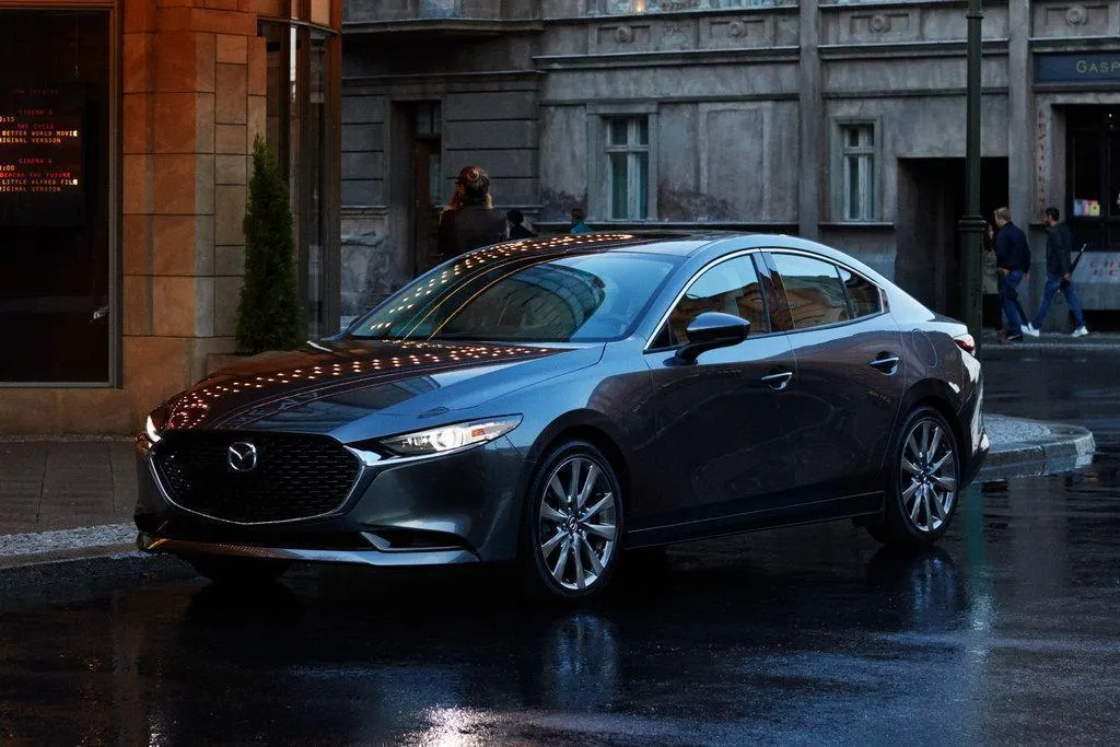 MAZDA 3 Sedan New